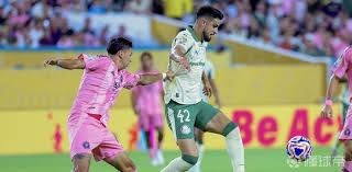 [国内足球]拉米罗：每个人都应该为自己感到骄傲